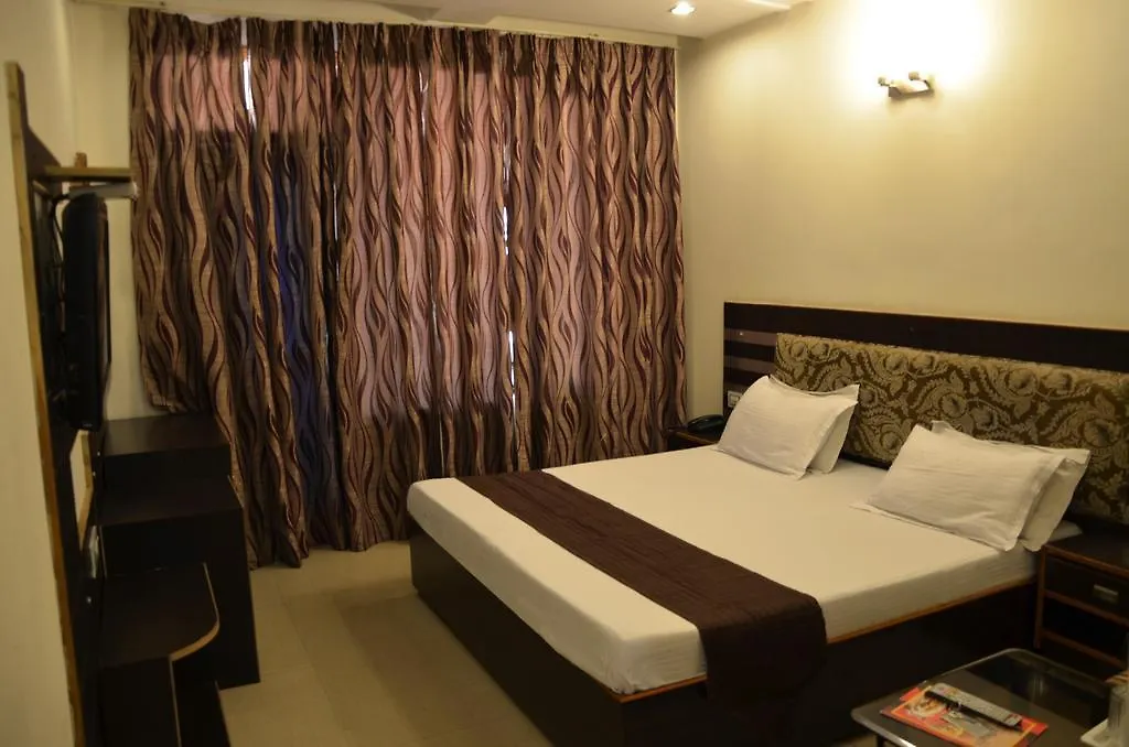 Hotel Citi Heights Chandigarh