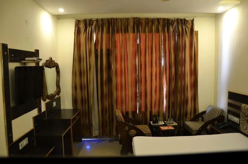 Hotel Citi Heights Chandigarh