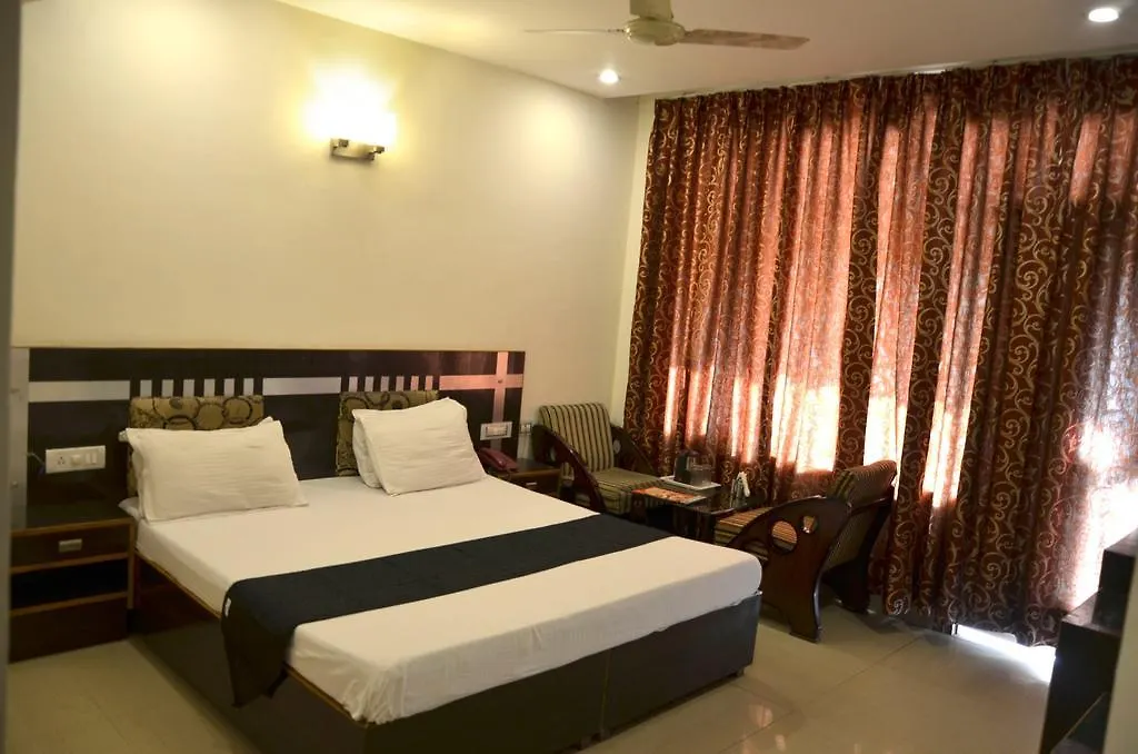 Hotel Citi Heights Chandigarh India