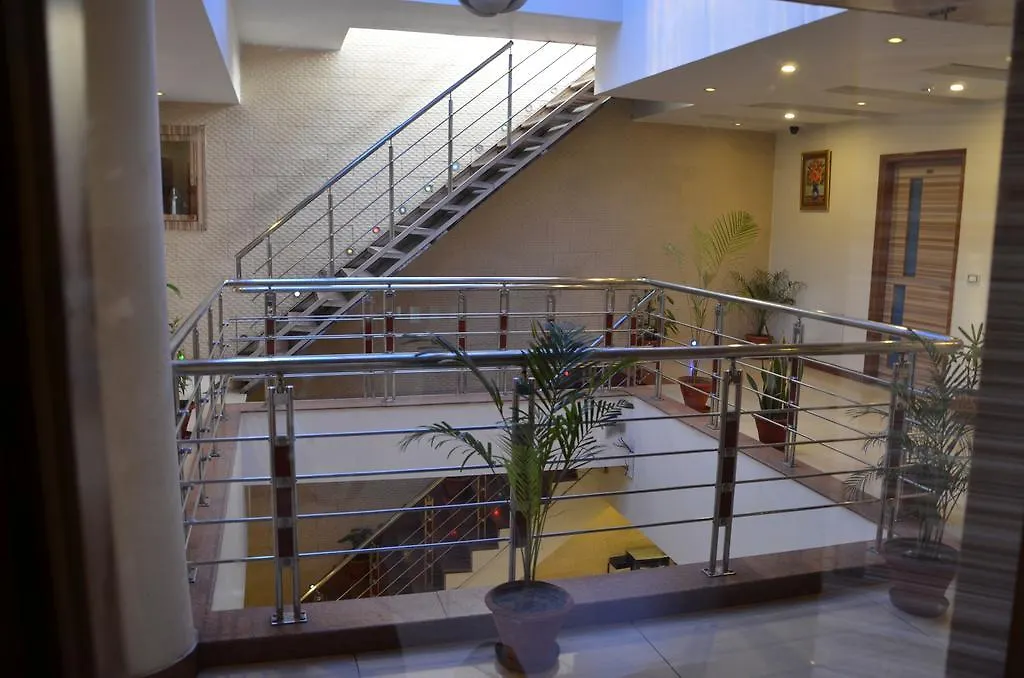 Hotel Citi Heights Chandigarh