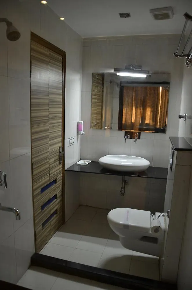 ***  Hotel Citi Heights Chandigarh India
