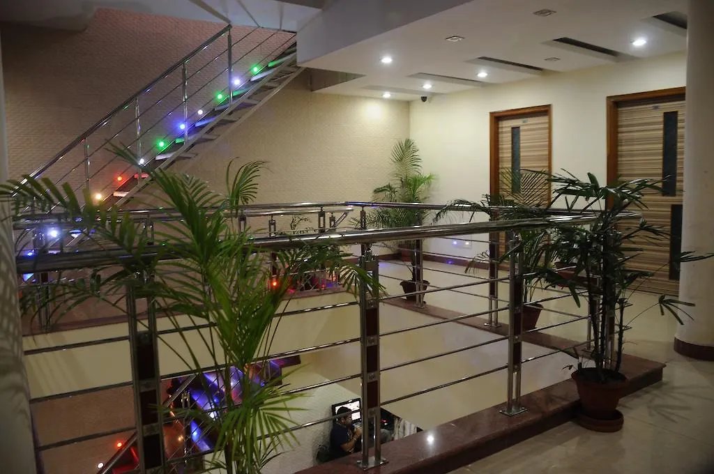 Hotel Citi Heights Chandigarh India